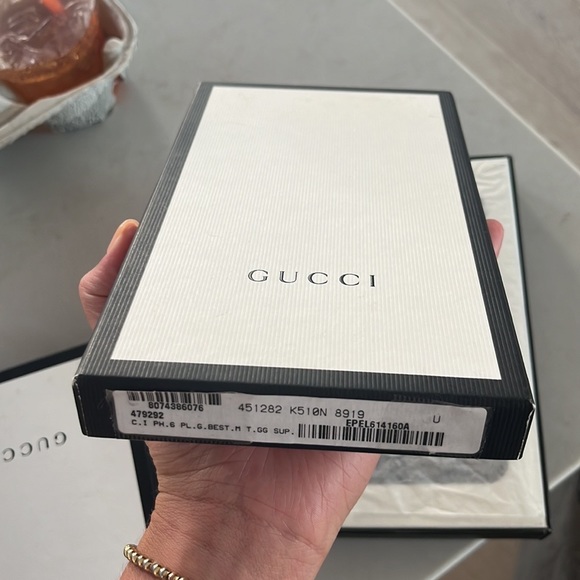 GUCCI PHONE CASE - Picture 3 of 3
